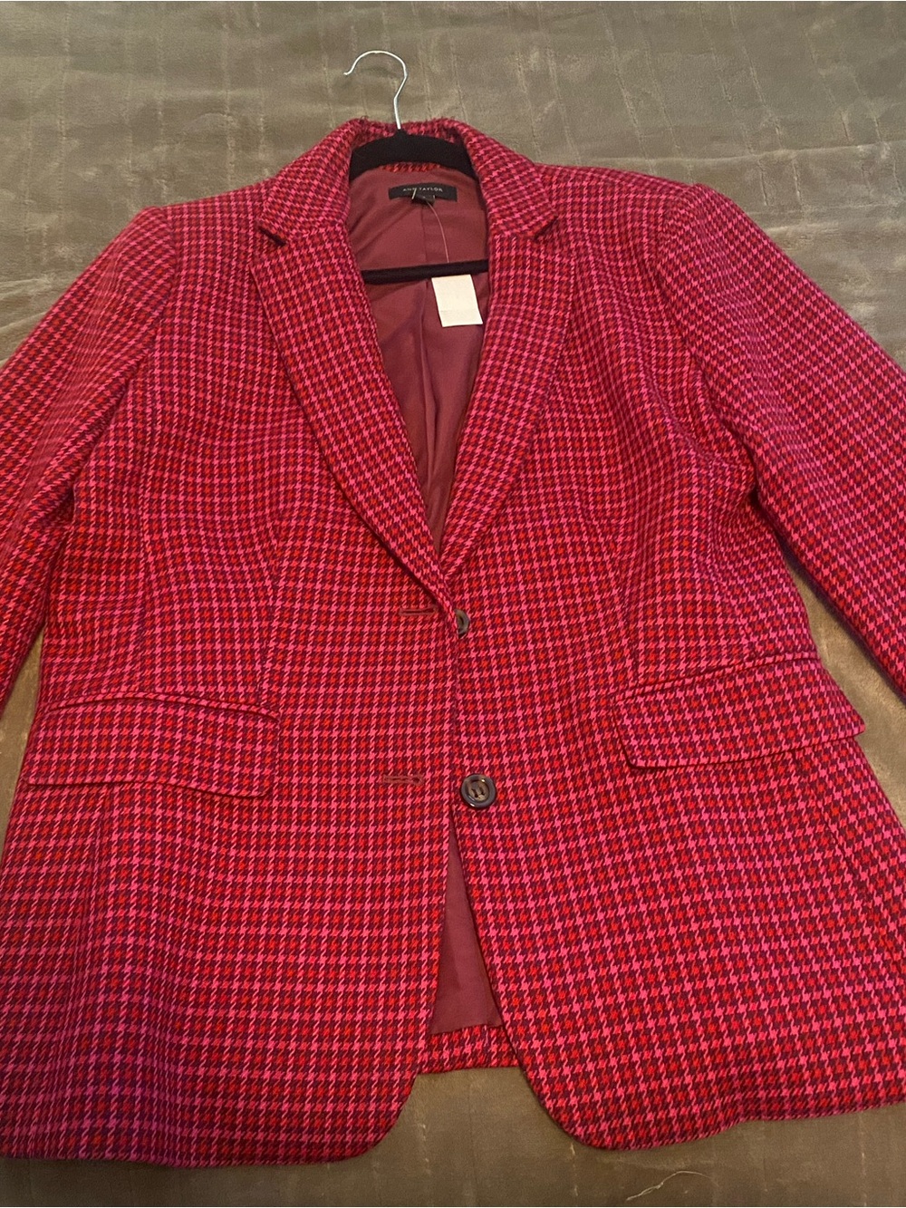 Ann Taylor Suit Tailored Pink and Red Houndstooth Women’s Blazer Jacket and Pant